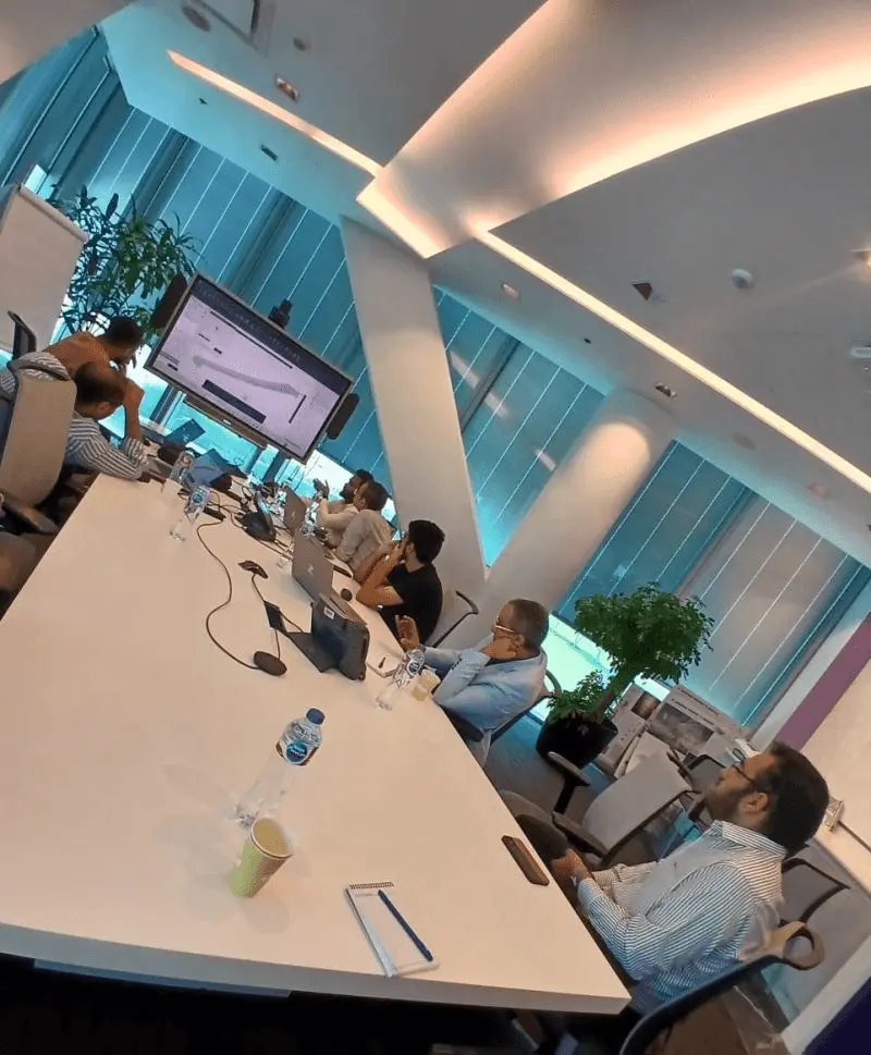 Dar engineers following a MIDAS CIVIL NX bridge model on screen during the workshop